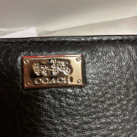 MWT Coach Madison black leather small wallet, cute detailing. Pockets galore - Picture 4 of 9